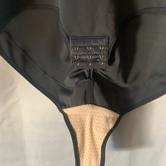 Black Shapewear Bodysuit - Picture 6 of 9